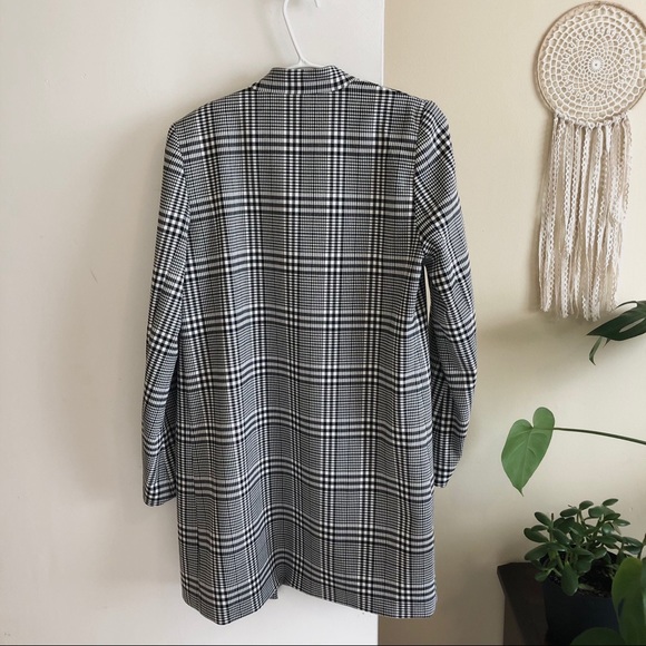 B&W Plaid Shacket NWOT - Picture 3 of 7